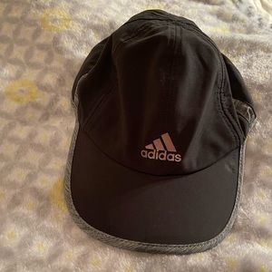 Woman’s aeroready adidas hat